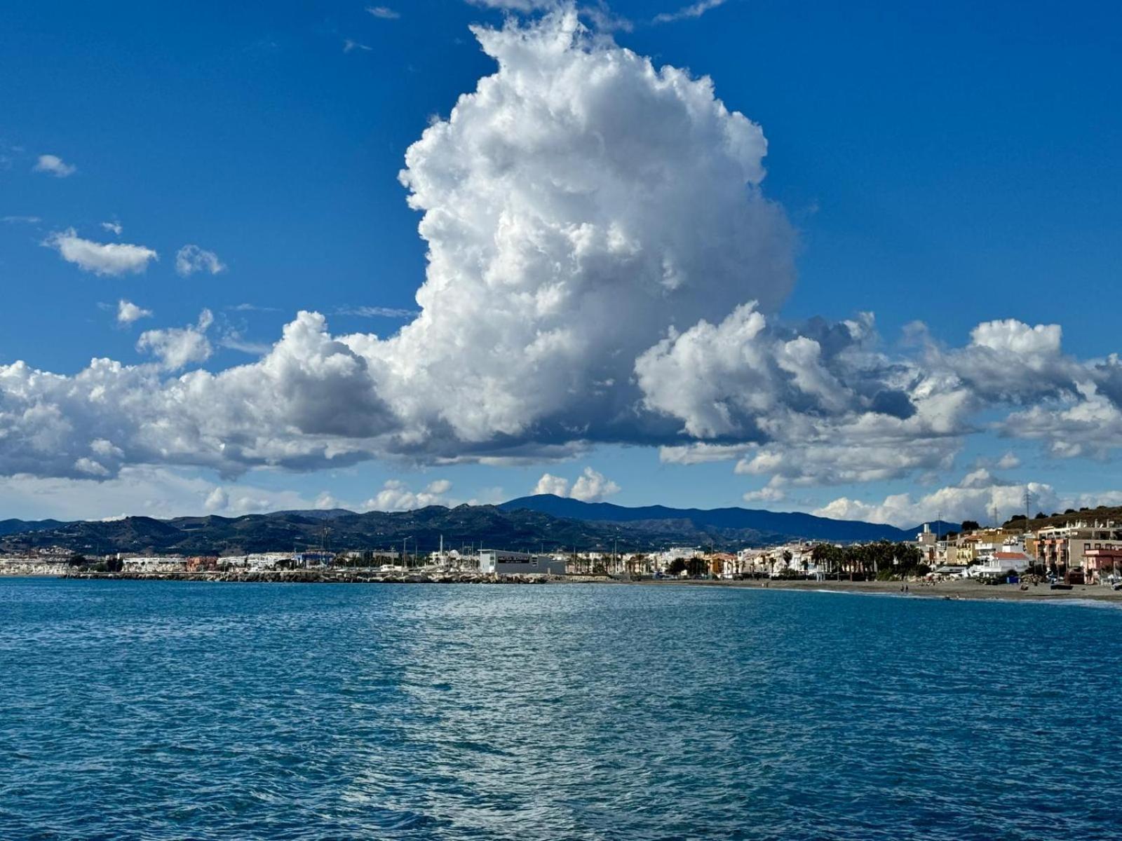 Brisas Del Mar Villa Caleta de Vélez Eksteriør billede